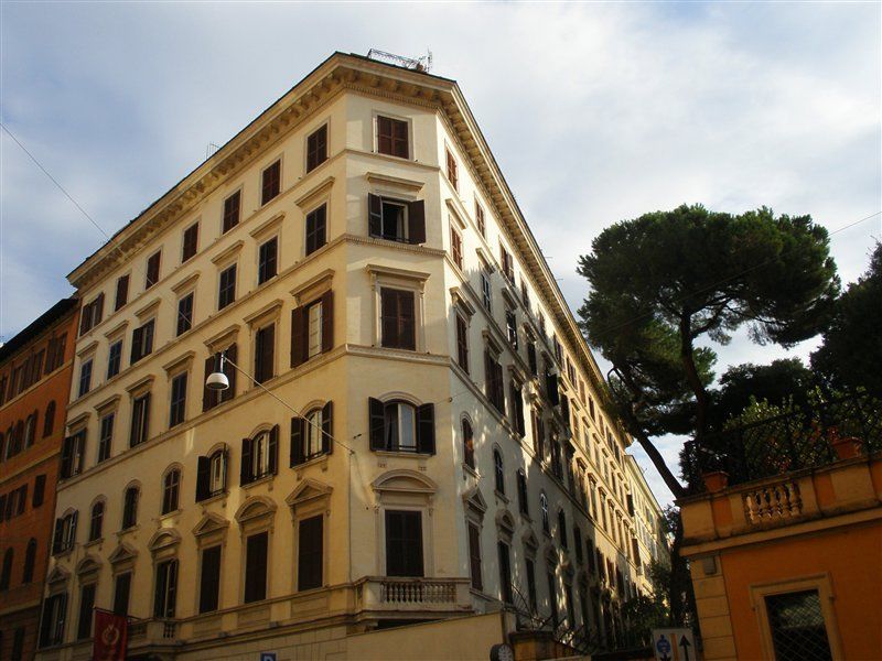 Gambrinus Hotel Rome Exterior photo
